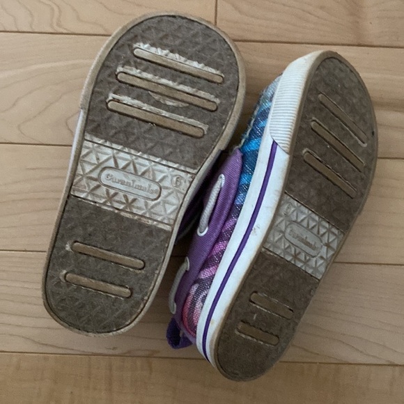 🌟4/$16🌟 VGUC toddler shoes size 6 - Picture 2 of 2